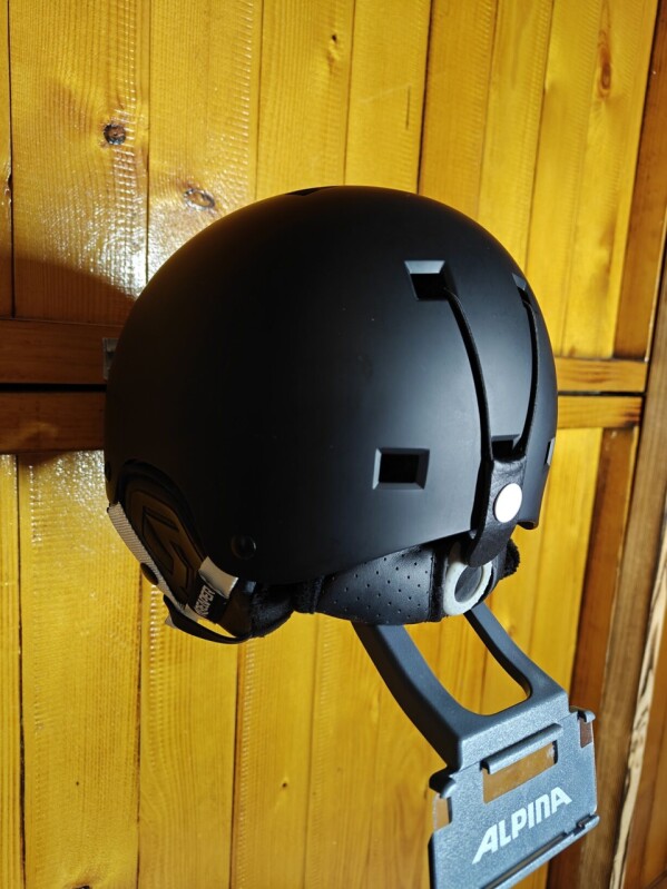 PRILBA REAPER BLACK 54-56CM